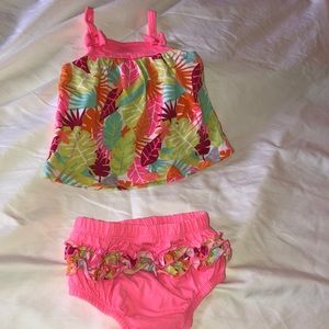 Infant girl top and bottom